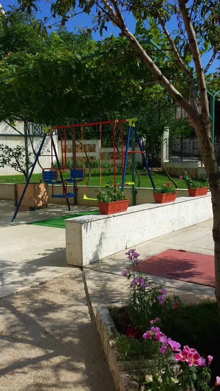 Aparthotel Prostor Kavarna Exterior photo