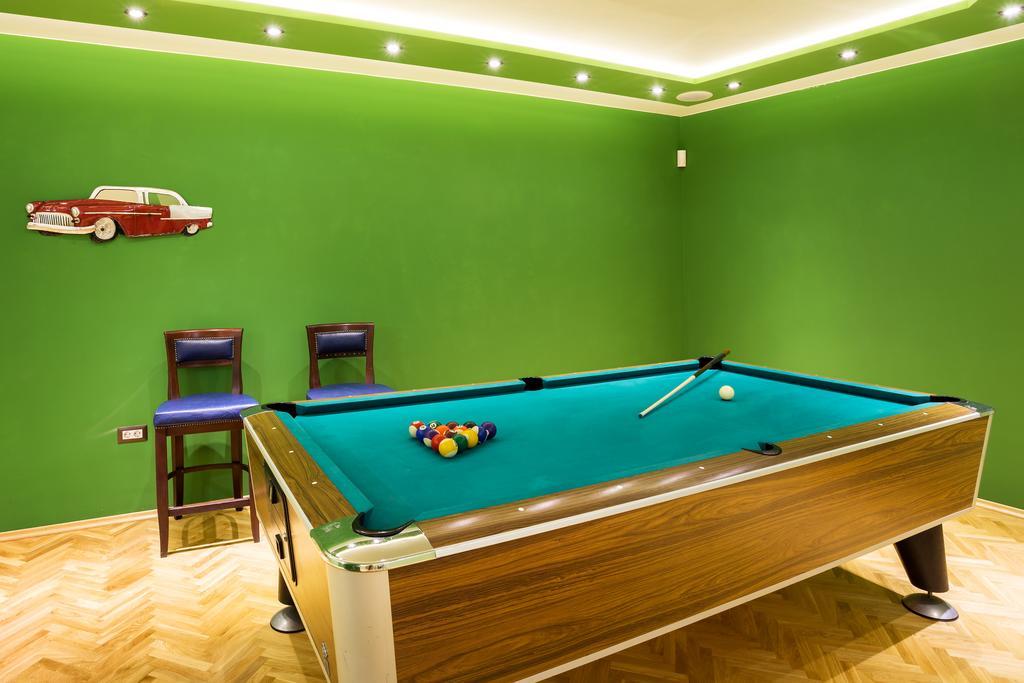 Aparthotel Prostor Kavarna Exterior photo