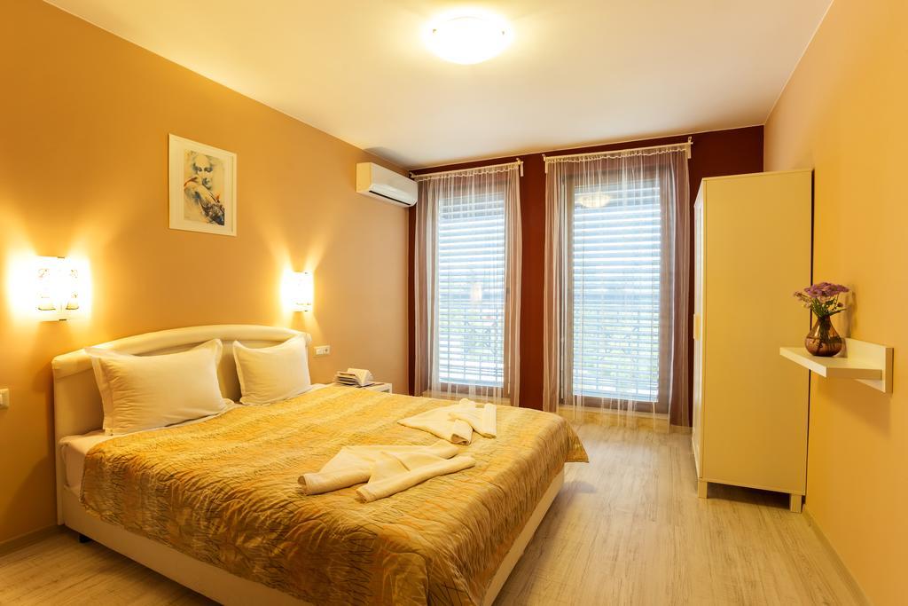 Aparthotel Prostor Kavarna Exterior photo